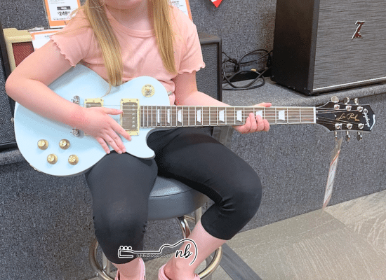 beginner electric guitar short scale epiphone les paul